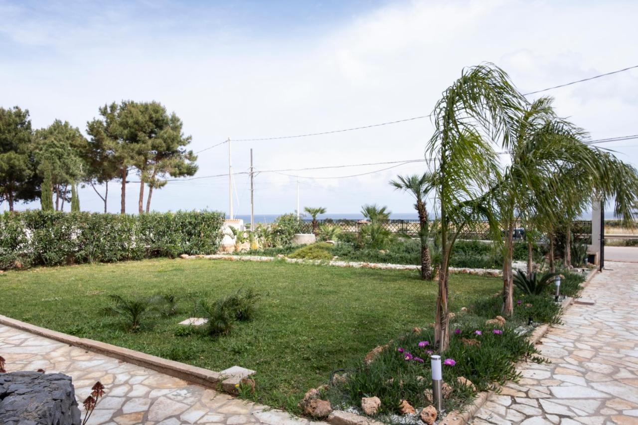 Casa Laura Di Fronte La Tonnara Villa San Vito Lo Capo Exteriör bild